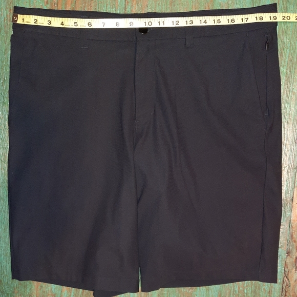 Lululemon Commission men's Classic Short 7" Warpstreme, Black, Size 36 EUC - Picture 7 of 8